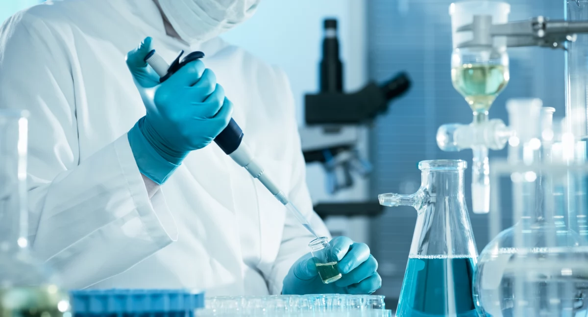 Celowana terapia nowotworowa zamiast chemioterapii? Wrocławscy badacze pracują nad przełomem