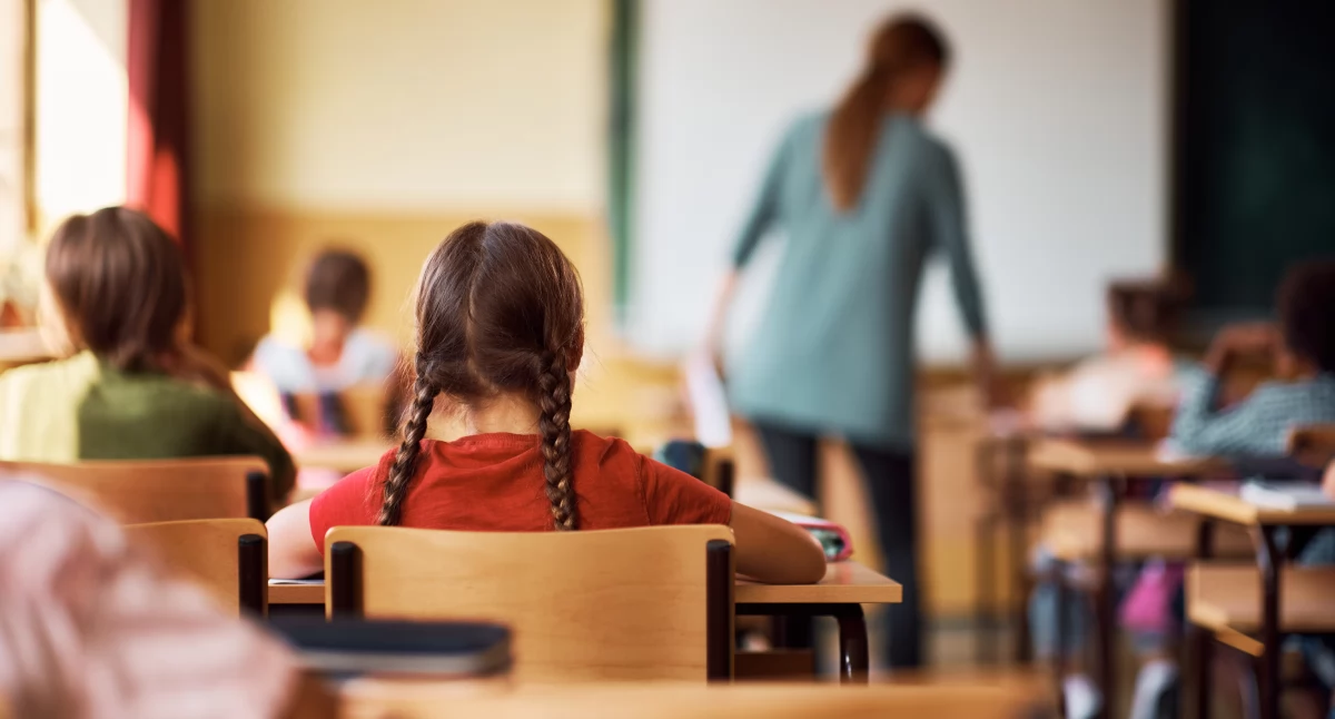 Poseł PiS kontra edukacja menstruacyjna. Kontrowersje po lekcjach w Zawoi