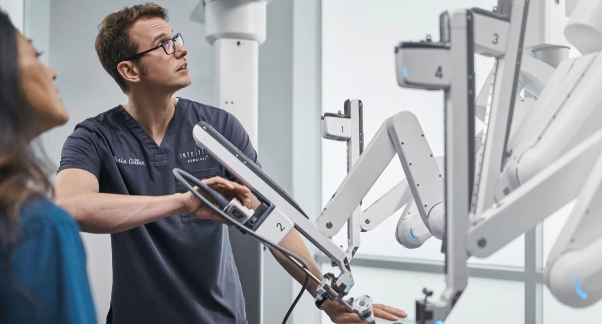 Synektik komentuje sytuację na rynku robotyki chirurgicznej po informacji o chińskiej konkurencji