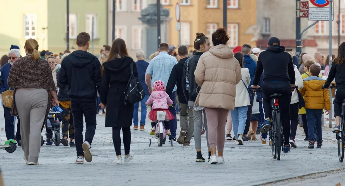 Dłuższe życie, niższa emerytura? GUS publikuje nowe dane, ZUS je wykorzystuje