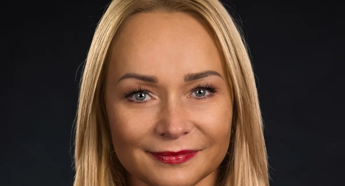 Profilaktyka stomatologiczna przed wakacjami – jak uniknąć bólu zęba na urlopie