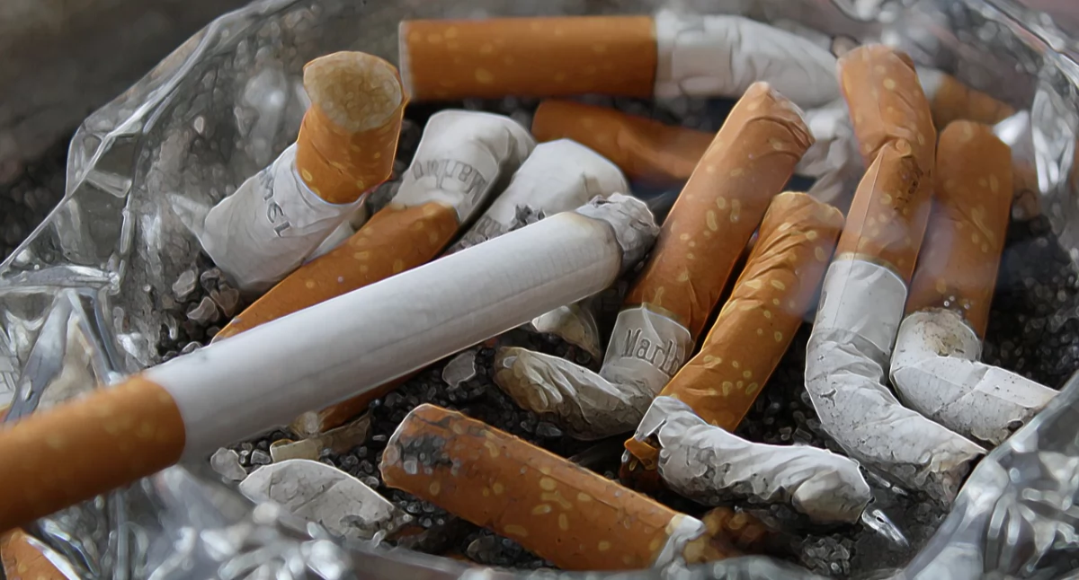 Badanie NIH: rzucenie palenia zwiększa szanse na wyjście z innych nałogów