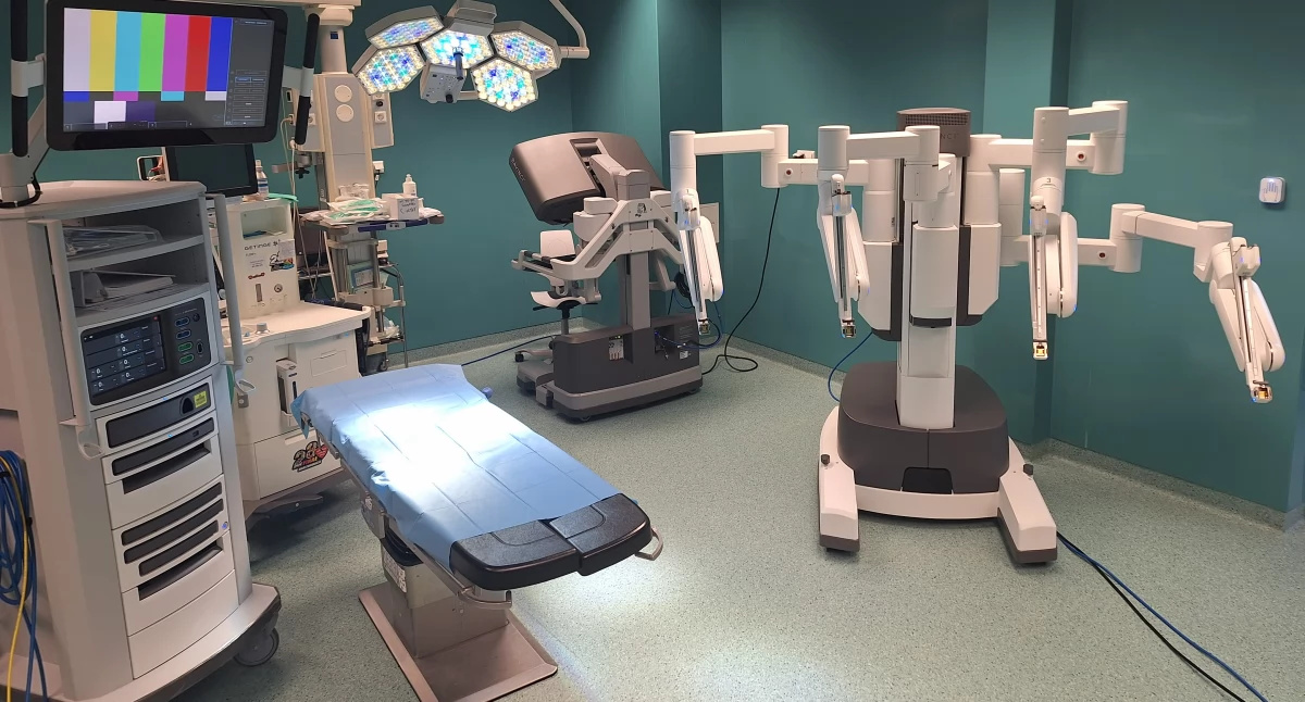 Robot da Vinci w Nowym Sączu – nowoczesna chirurgia raka prostaty w ramach NFZ