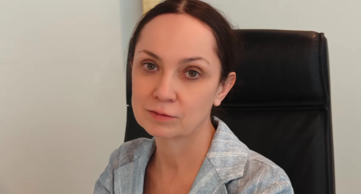 Operacja plastyczna na NFZ? Kiedy można skorzystać z publicznej ścieżki? Podpowiada dr. Elżbieta Radzikowska