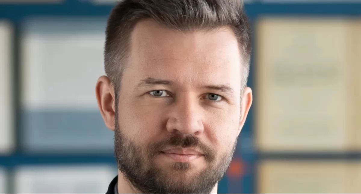 Nowe otwarcie w MZ: koniec polityki, czas na liczby? Dr hab. Dominik Olejniczak: „Pozytywnie przyjęliśmy te zmiany”