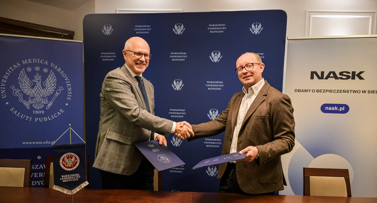 WUM i NASK razem przeciw fake newsom w medycynie – nowe porozumienie o współpracy