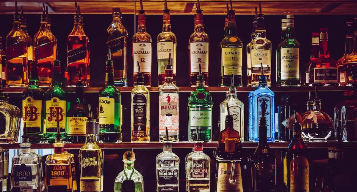 Zakaz sprzedaży alkoholu na stacjach i nocą? Minister zdrowia Jolanta Sobierańska-Grenda popiera propozycje