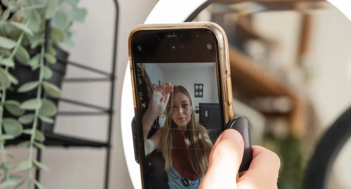TikTok kłamie o zdrowiu seksualnym. Naukowcy podszyli się pod 15-latka, żeby to sprawdzić