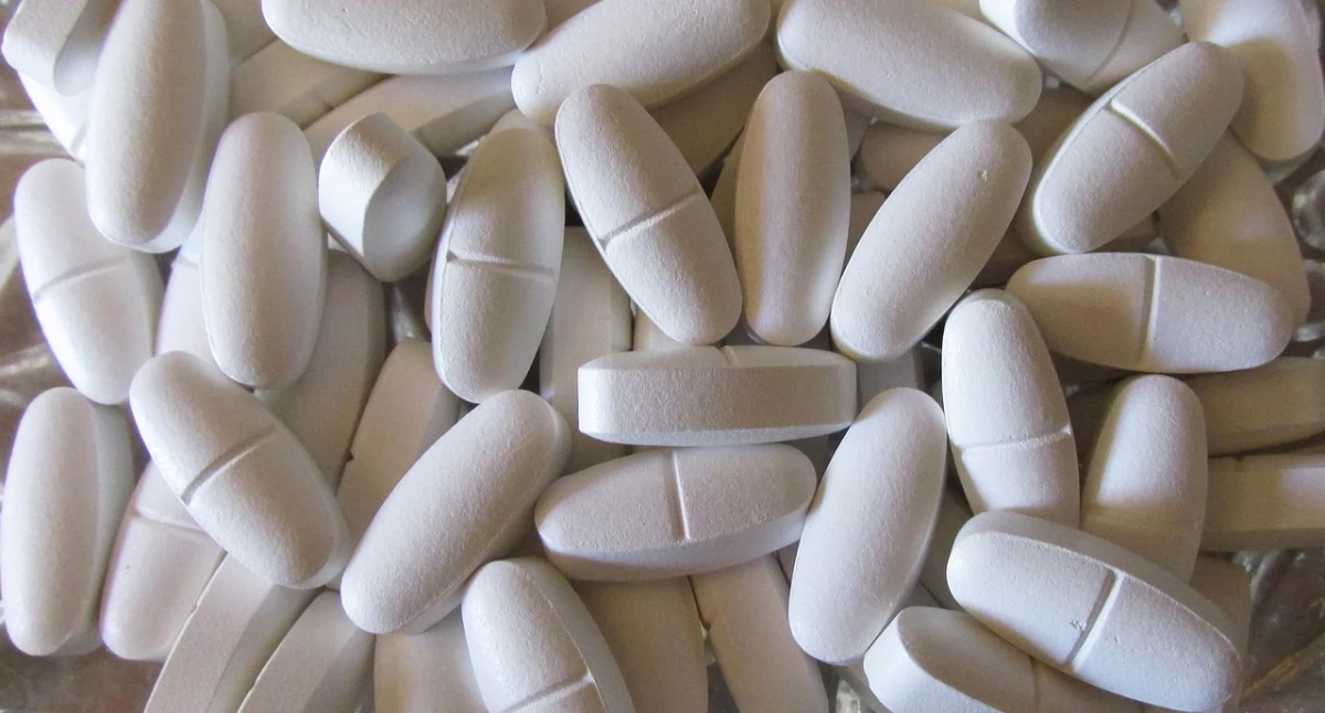 GIF wycofuje popularny lek na Alzheimera. W jednej serii wykryto nieprawidłowości