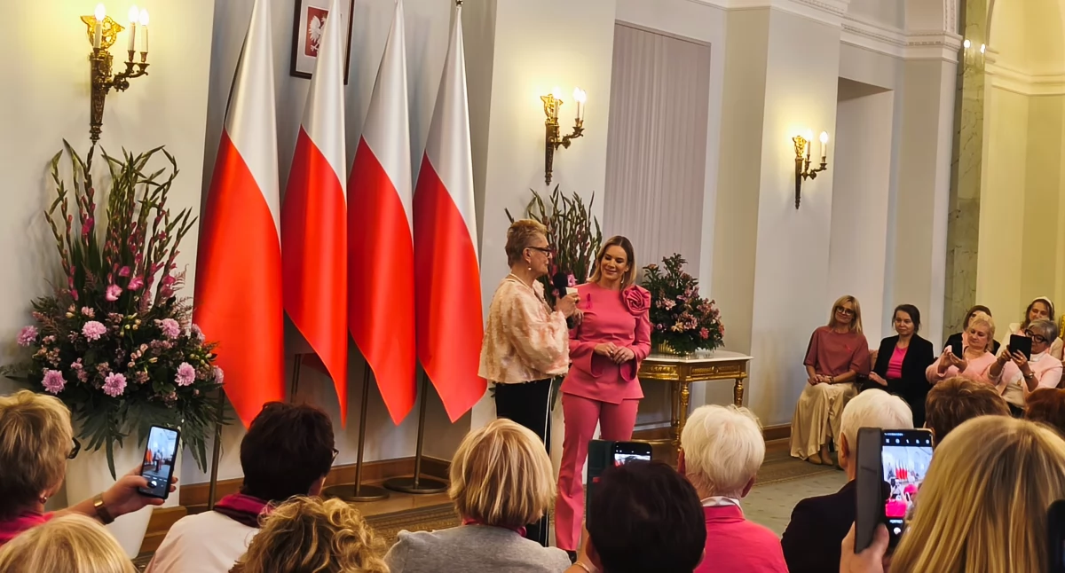 Nie tylko różowy październik. Siła kobiet i profilaktyki raka piersi, której patronuje Prezydentowa Marta Nawrocka