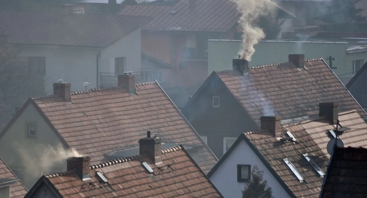 Zaczął się sezon na smog. Nawet krótkie narażenie może szkodzić sercu i naczyniom krwionośnym