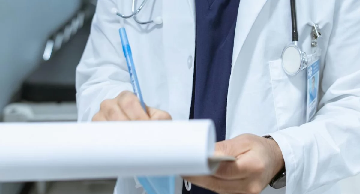 Psylocybina połączona z treningiem uważności łagodzi depresję wśród pracowników ochrony zdrowia