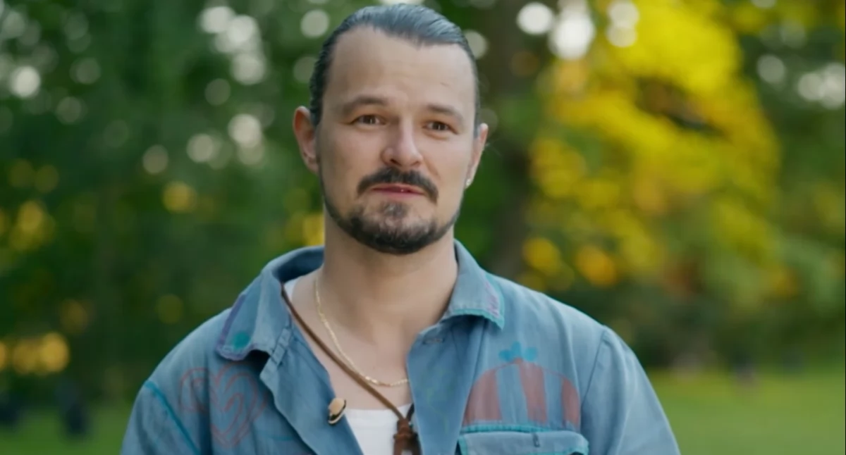 Dawid Ogrodnik w kampanii Ministerstwa Zdrowia: „Top Model” promuje modę na życie bez papierosów