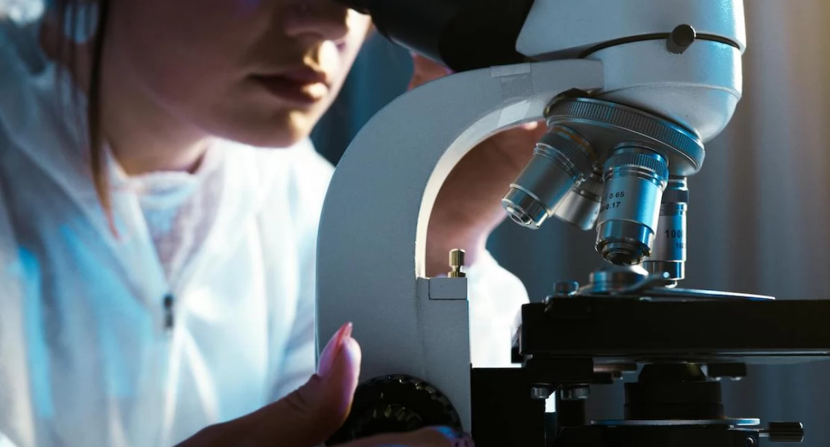 Badania kliniczne w Polsce przyspieszają – 95 proc. projektów niekomercyjnych finansuje ABM