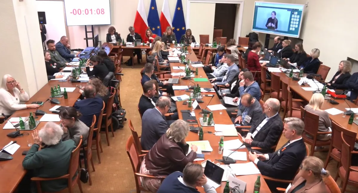Trzy pomysły na asystencję. Posłowie muszą wybrać tylko jeden