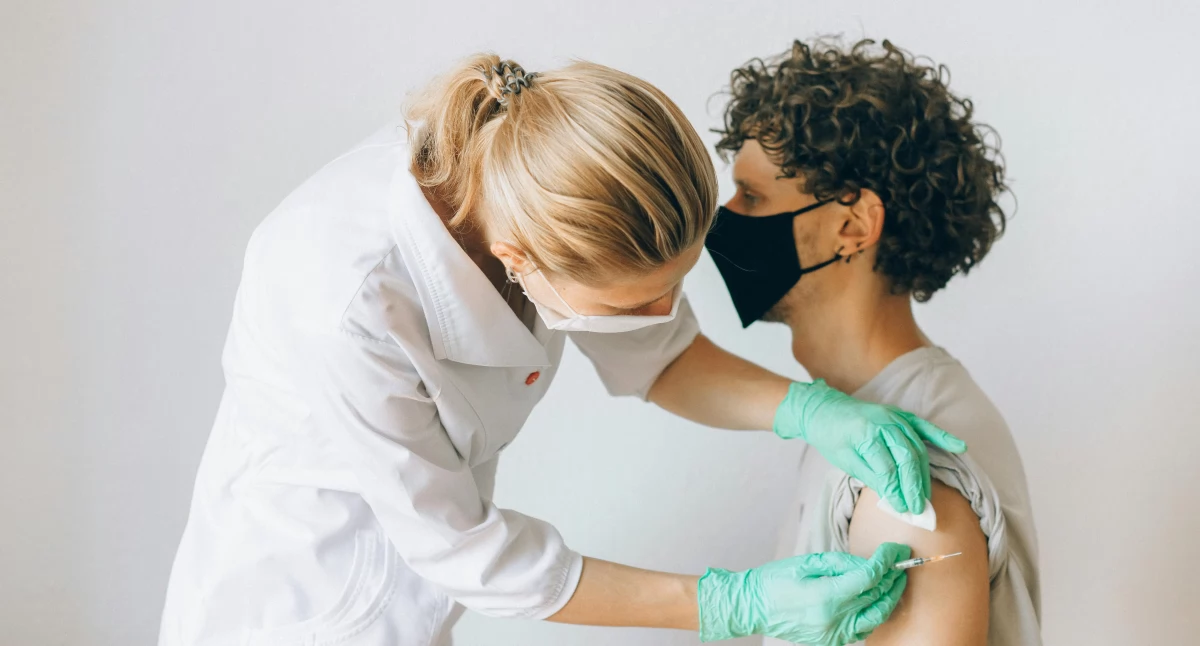 Spadek szczepień przeciw odrze grozi powrotem epidemii – ostrzega WHO i nowe dane OECD