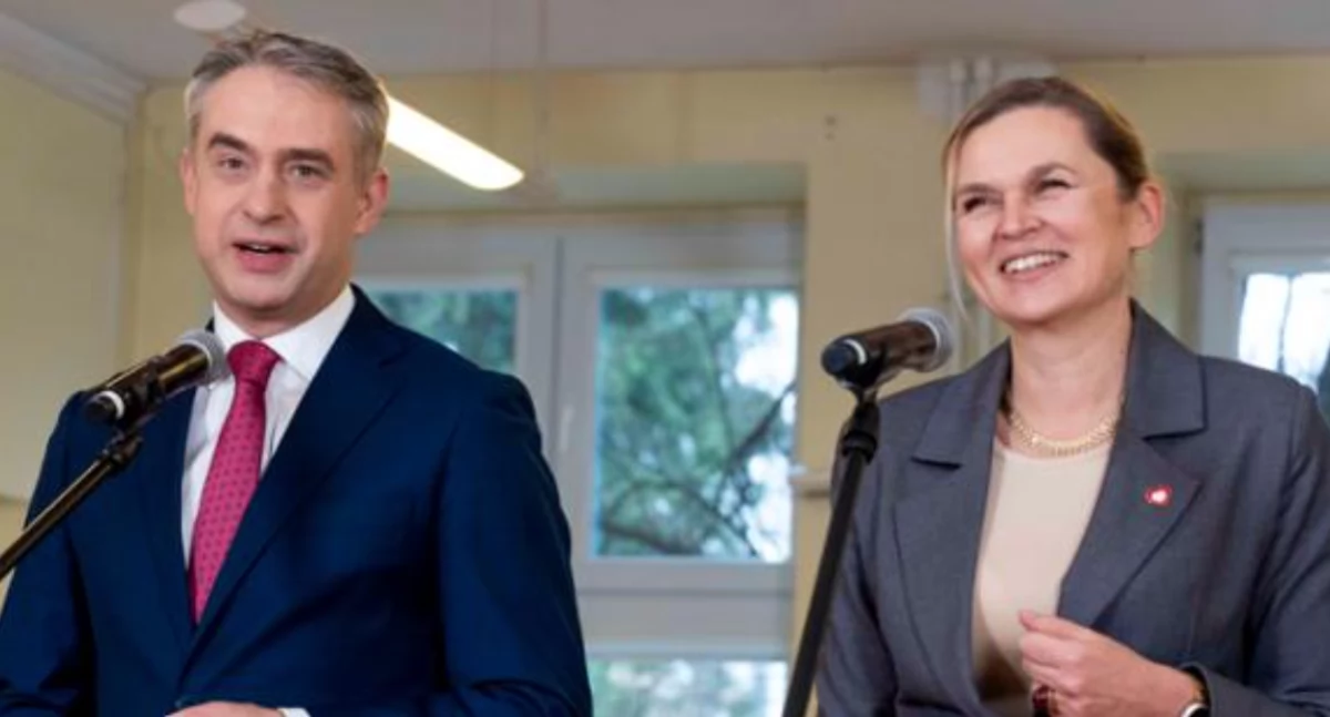 Barbara Nowacka stanowczo. Media społecznościowe dopiero od 15 roku życia