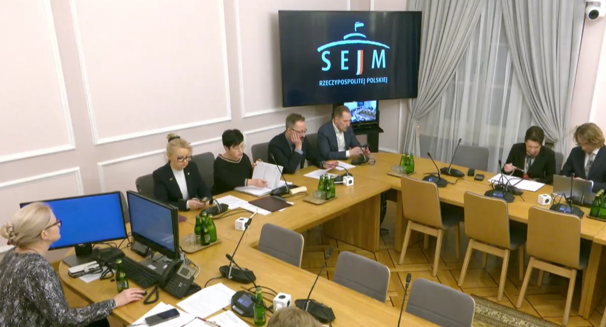 Sejm o bonie senioralnym: kogo obejmie i jakie są sporne wątki
