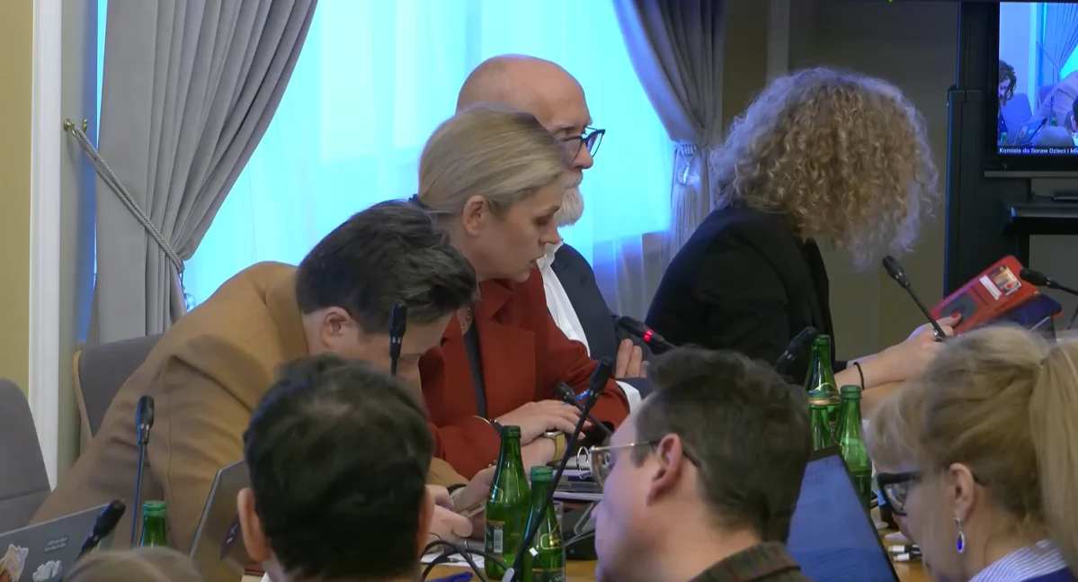 Sejm o limicie wieku dla mediów społecznościowych. Minister Nowacka: „Państwo nie może być bierne” 