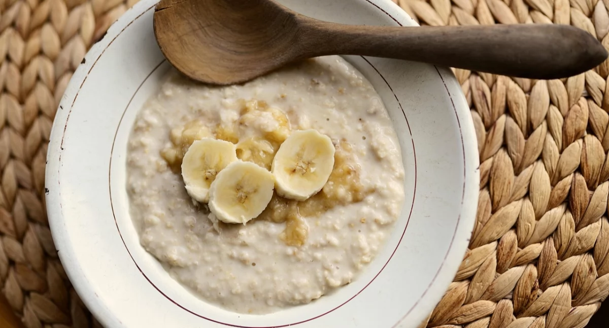 Dieta owsiankowa. Nawet krótka może obniżyć poziom cholesterolu 