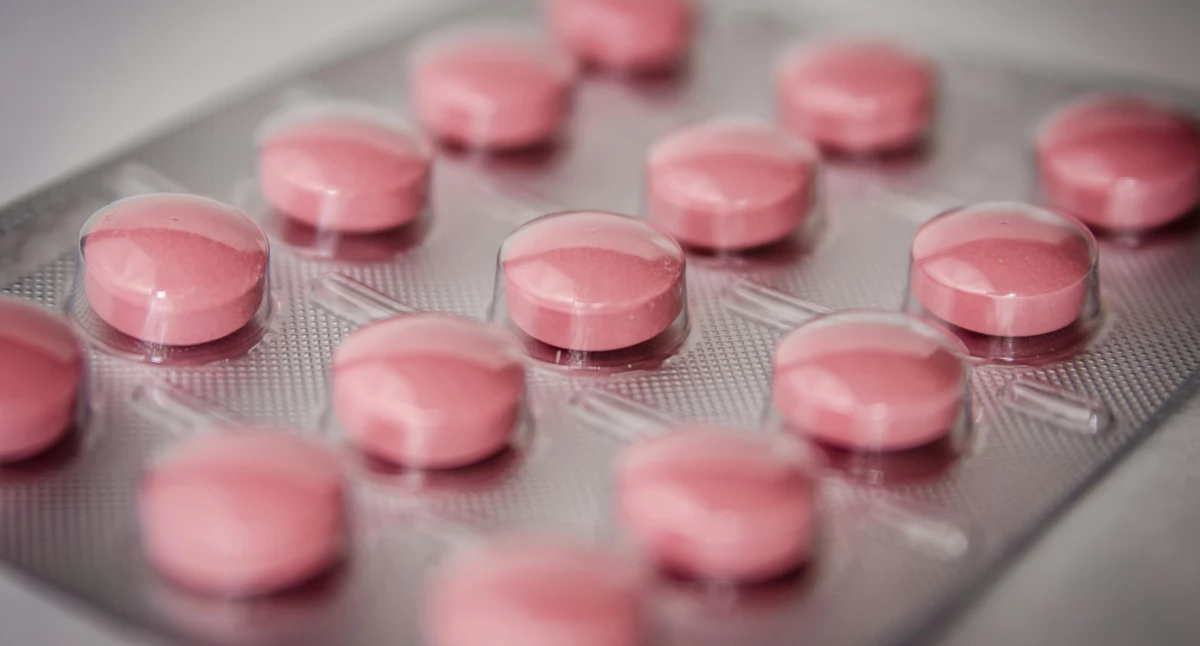 Fałszywe psychotropy w Polsce. Policja i NIL alarmują