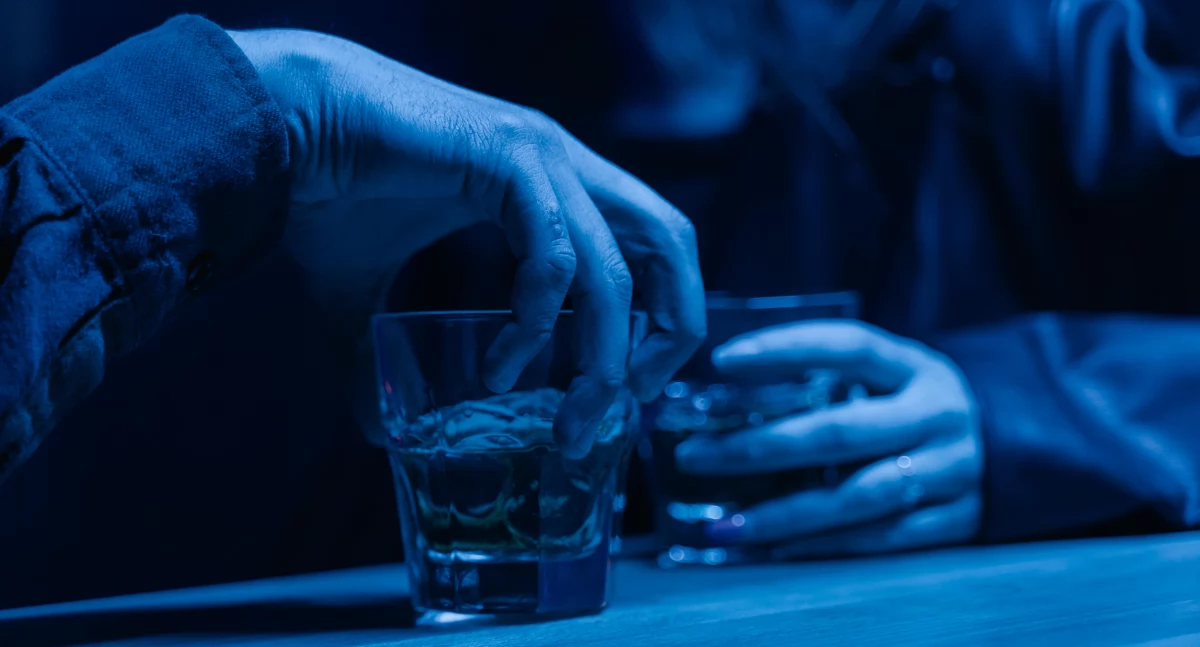 ZUS wydaje miliony na renty „alkoholowe”. Ile państwo płaci za skutki nadużywania alkoholu?