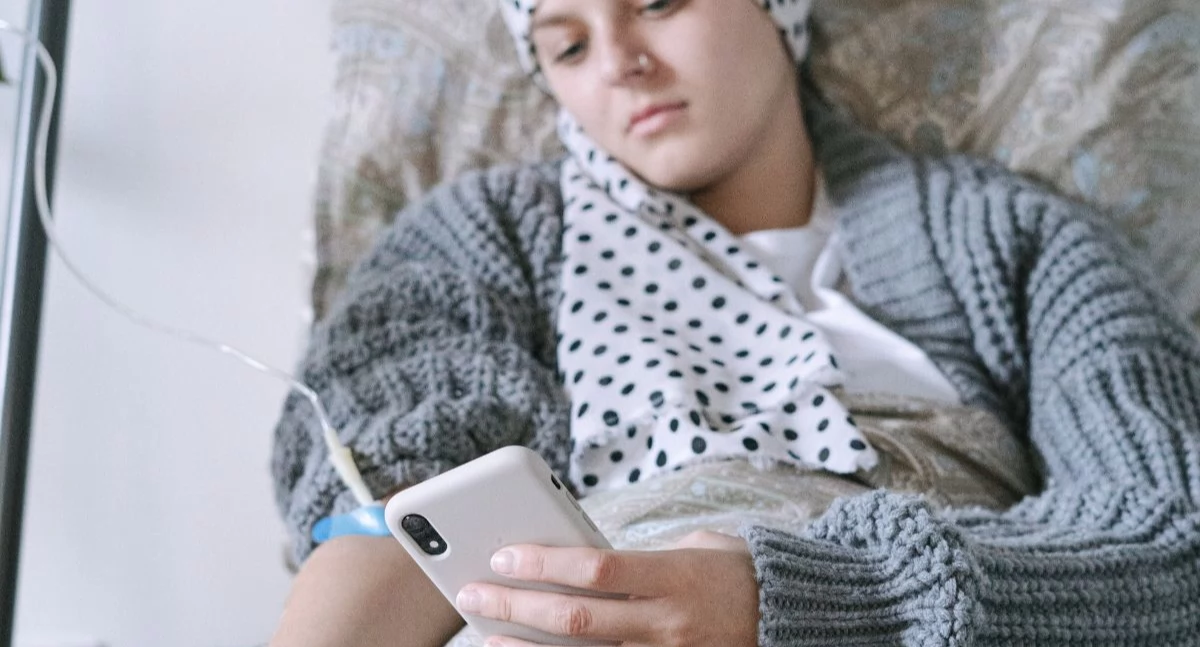 Akceptacja kontra stygmatyzacja. Jak przyjmowani są pacjenci onkologiczni 