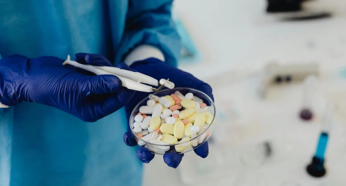 Koniec wymogu dwóch badań klinicznych. FDA ogłasza nową ścieżkę zatwierdzania leków