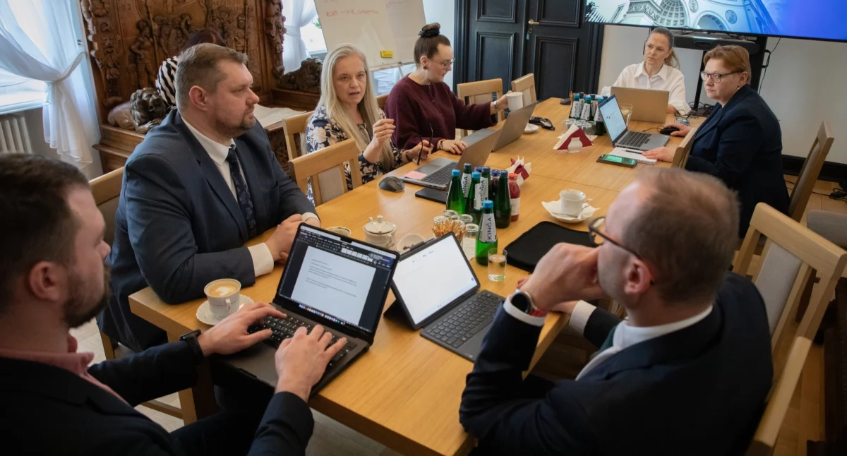 Spotkanie MZ z ratownikami. Wiceminister Kęcka: 