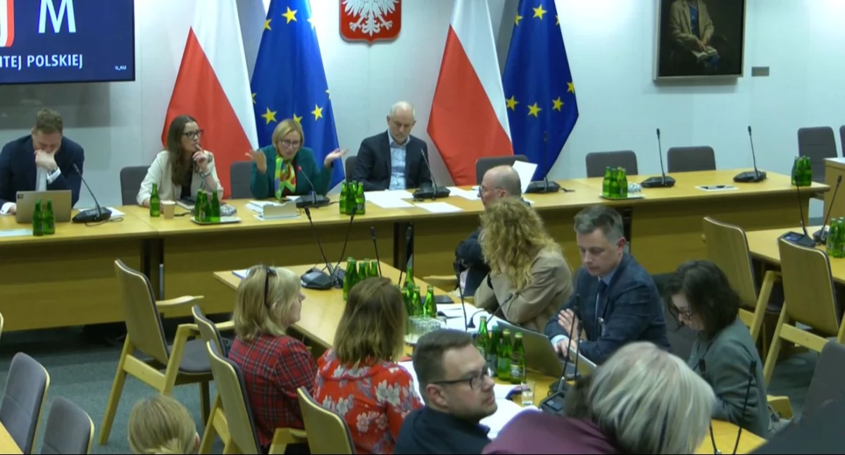 Posłowie: ograniczenie sprzedaży alkoholu jeszcze przed wakacjami