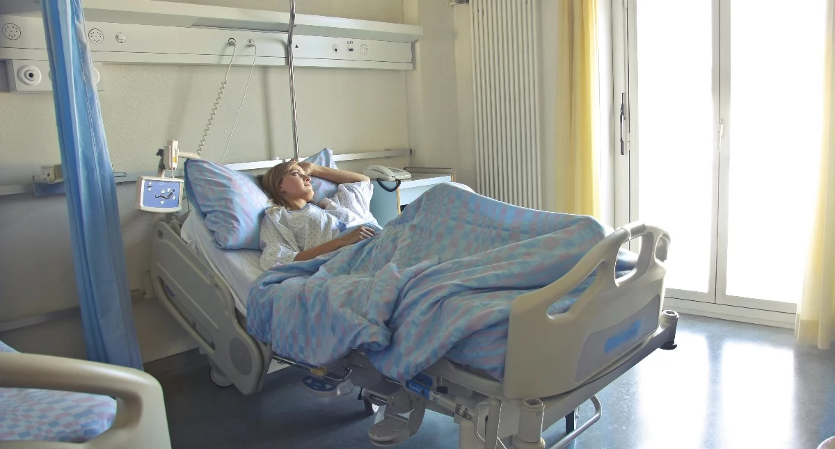 NFZ nakłada karę ponad 200 tys. zł na szpital w Łodzi za łamanie praw pacjentki Anity