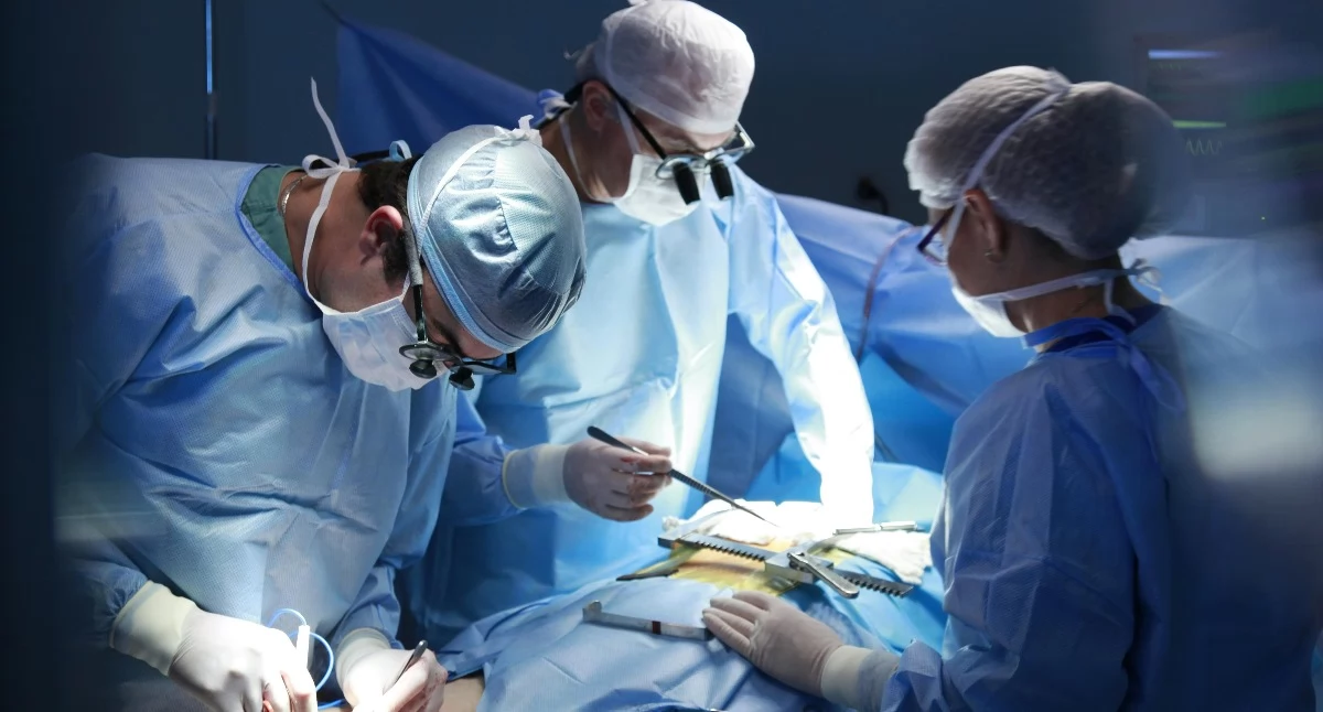 Pierwsza w Polsce implantacja przedsionkowego stymulatora bezelektrodowego w Zabrzu