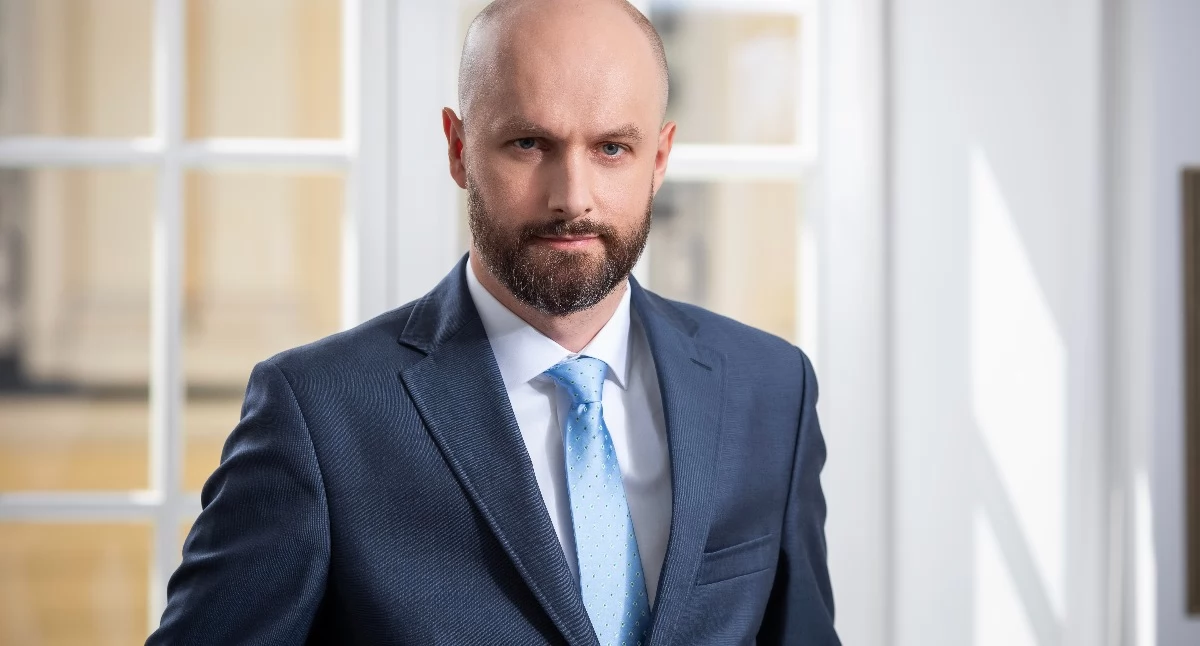 Łukasz Pietrzak, Główny Inspektor Farmaceutyczny, walczy o dobre imię urzędu