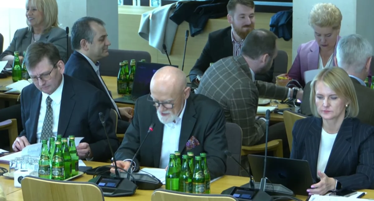 W Sejmie: Opieka koordynowana w POZ. Miliony porad i miliardy złotych, ale pojawia się coraz więcej pytań