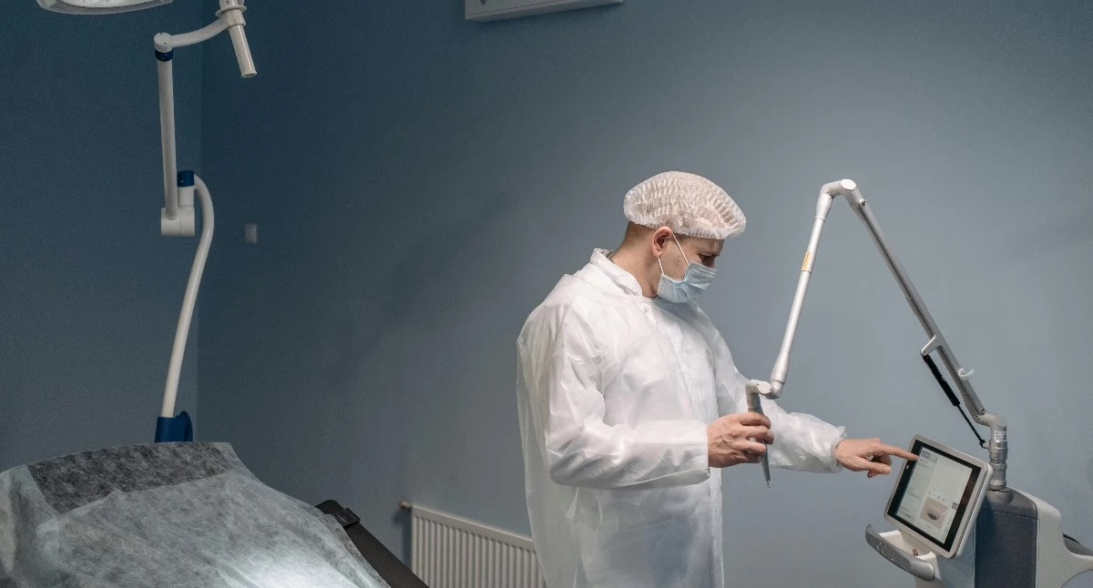 Cyberatak na Szpital Wojewódzki w Szczecinie: powrót do pełnej sprawności potrwa miesiące