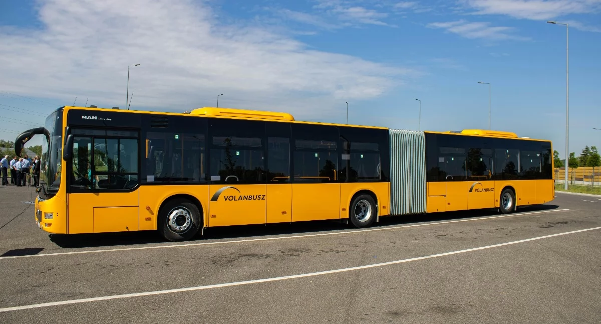 NRL krytykuje projekt dopuszczający osoby z ubytkiem słuchu do prowadzenia autobusów
