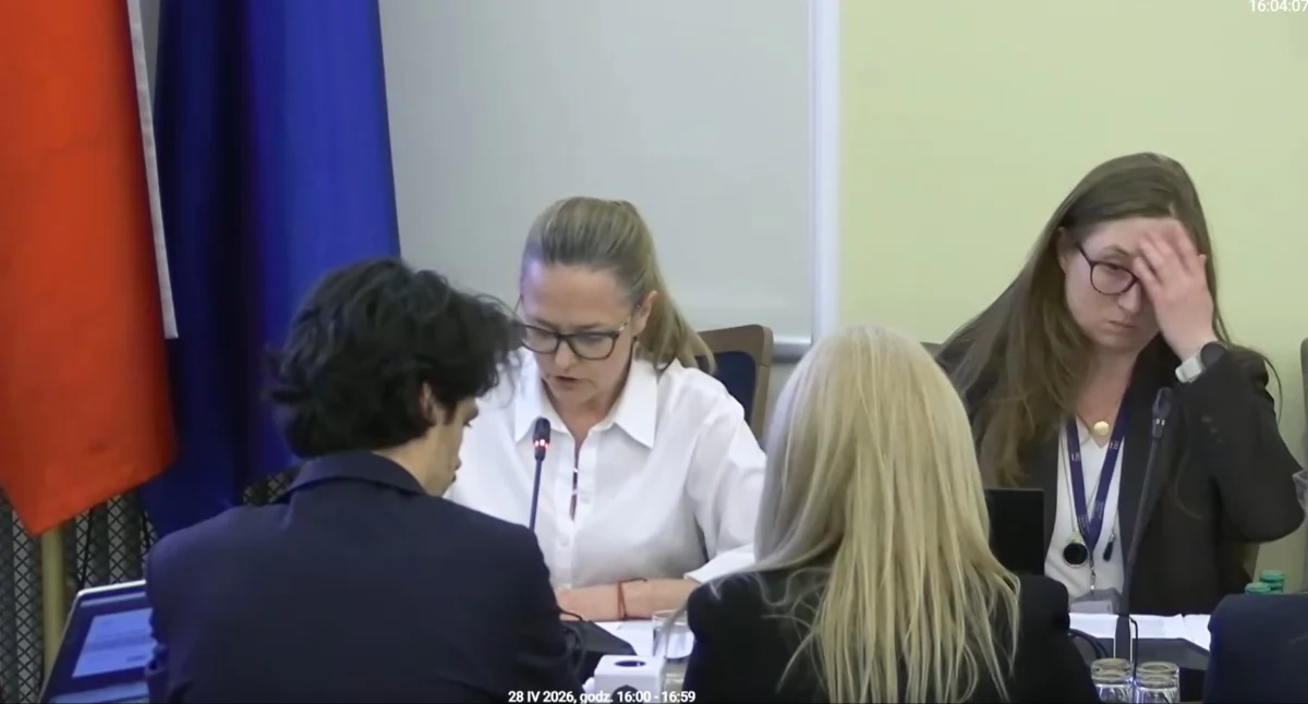 „Przerwanie terapii to realne zagrożenie życia”. Sejmowa Komisja Zdrowia przyjmuje kluczowe zmiany w leczeniu HIV i HCV