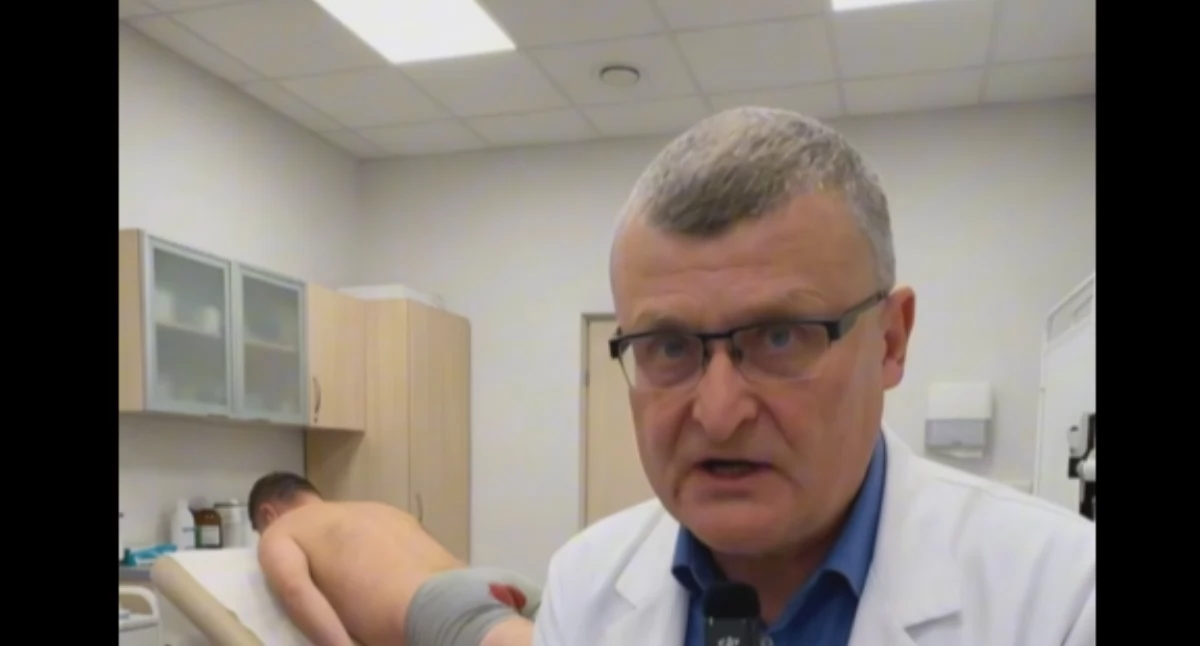 Szef GIS promuje preparaty na hemoroidy i łuszczycę? To fejk z dr. Grzesiowskim
