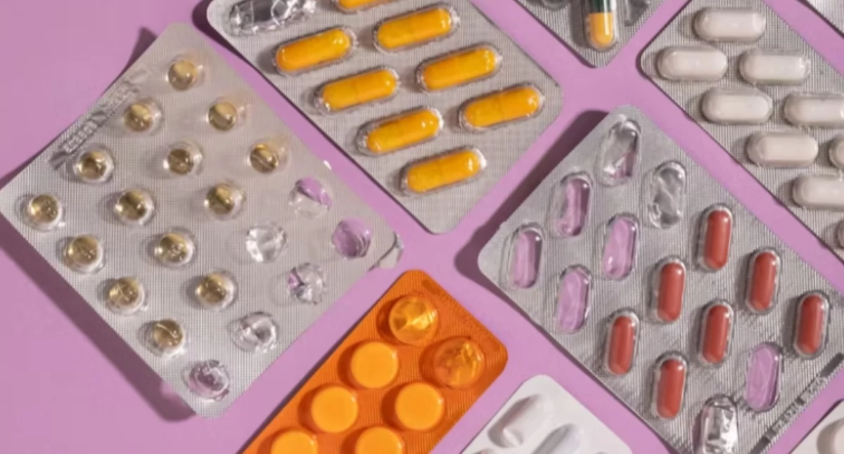61 proc. leków w aptekach wydają technicy farmaceutyczni. MZ ujawnia skalę ich pracy