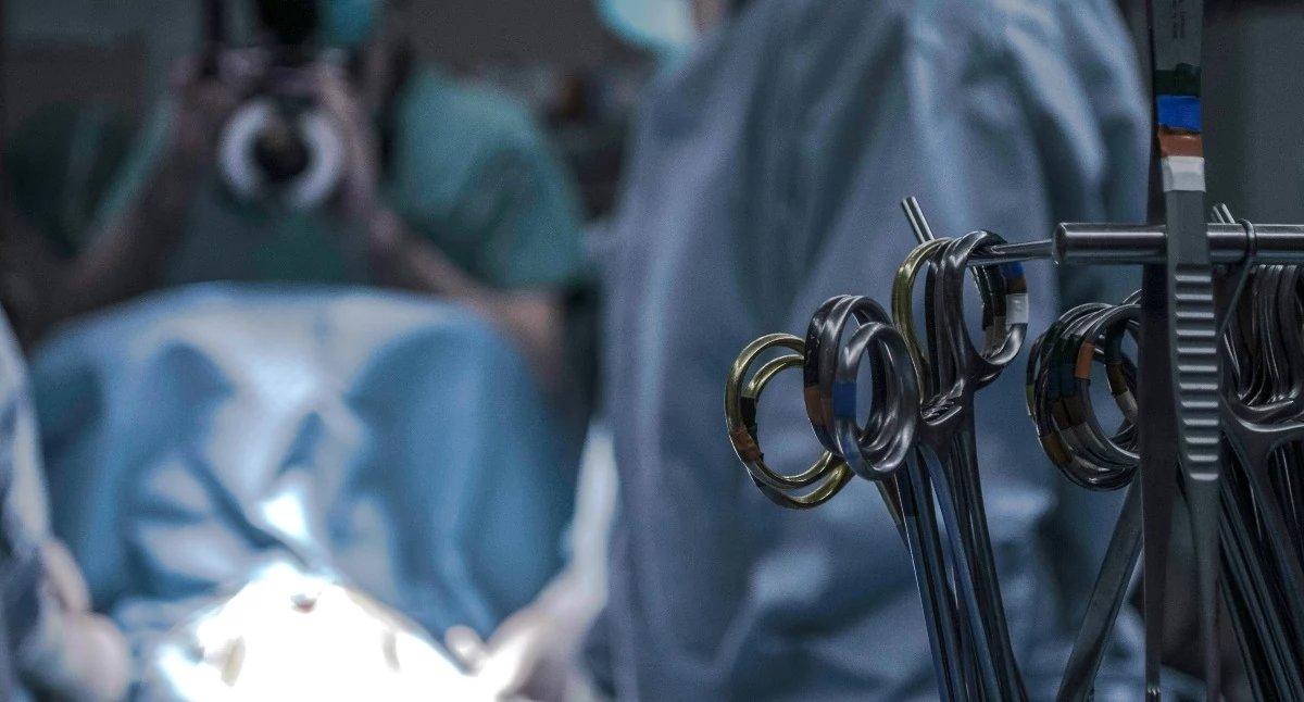Szpital we Włocławku przechodzi największą modernizację w historii. Robot Mazor X i nowe sale operacyjne