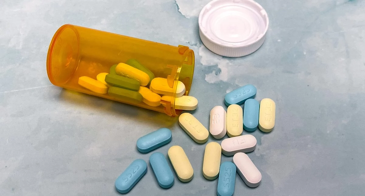 Sejm chce ułatwić leczenie uzależnień od opioidów. Metadon i buprenorfina mają być dostępne na receptę