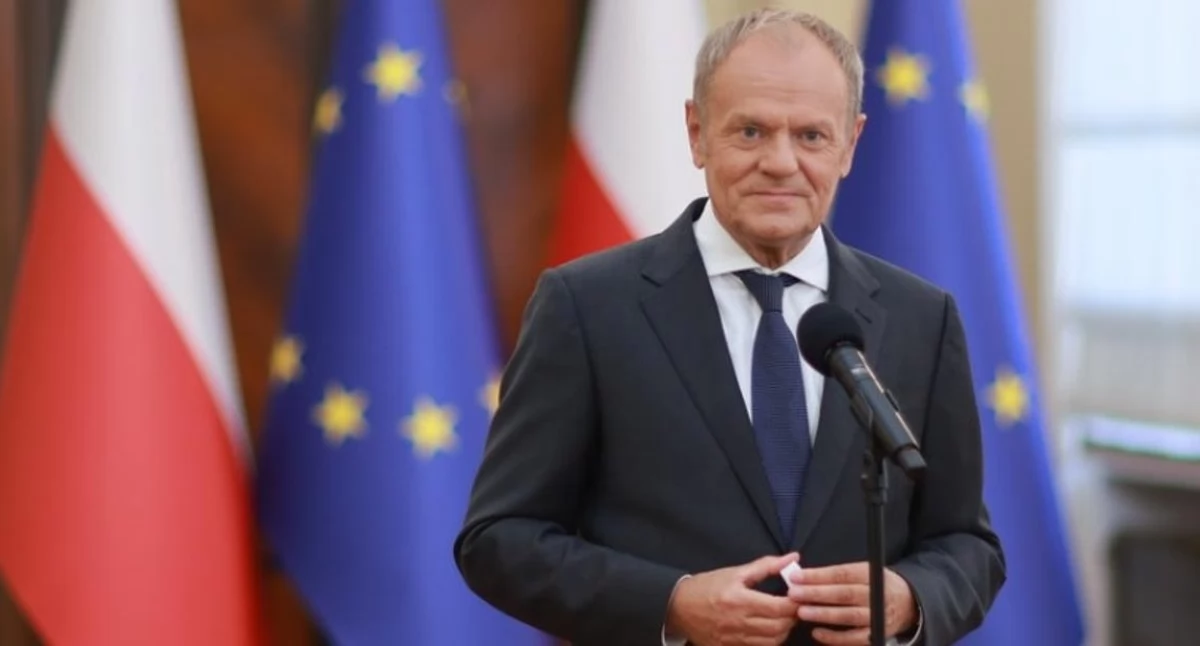 „Bardzo poważna rozmowa z szefostwem NFZ-u”. Premier Tusk o lekarskich dyżurach i omijaniu kolejek