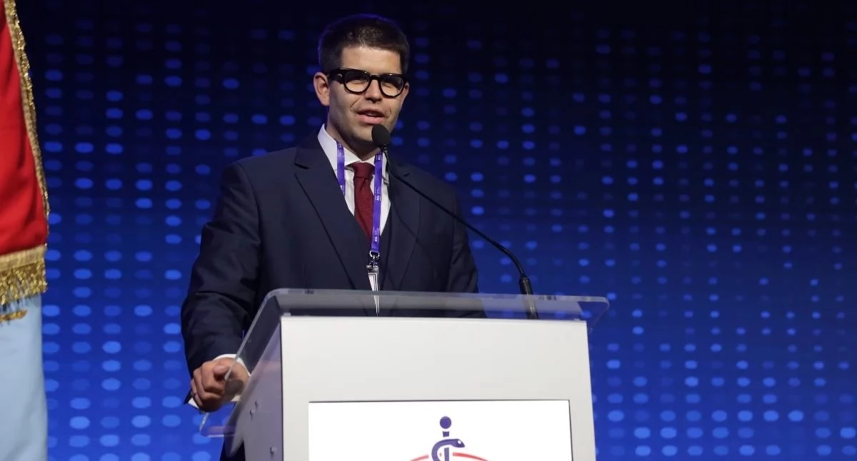 Szef Naczelnej Rady Lekarskiej apeluje do premiera: Bezsilni stajemy i mówimy, że nie mamy z kim rozmawiać