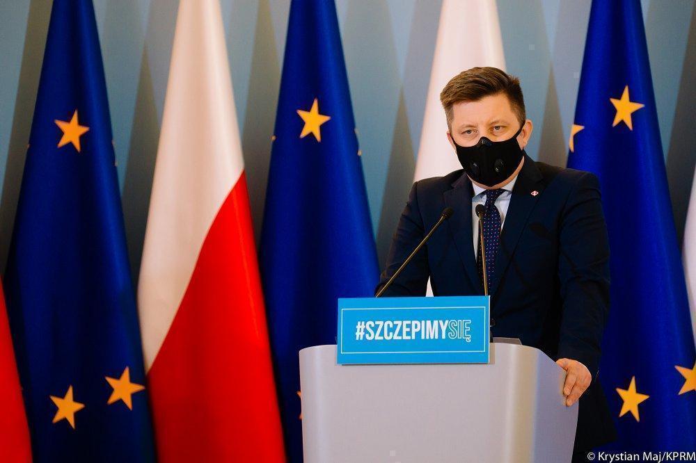 Rząd zmienia kolejność szczepień w grupie 