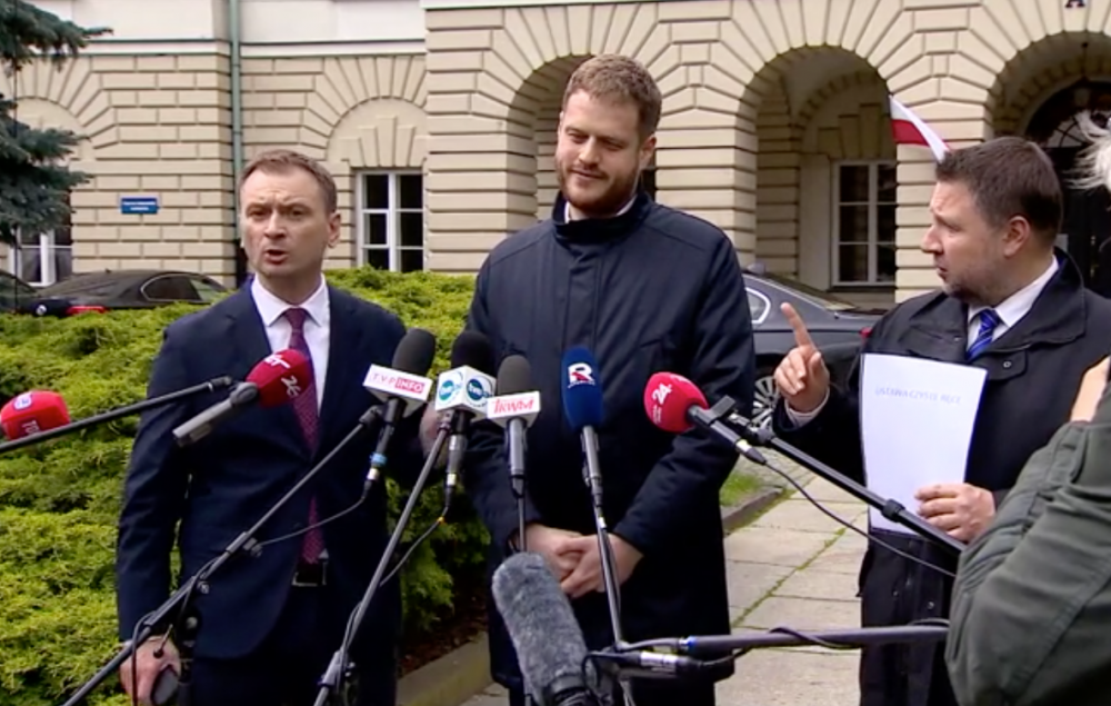 Posłowie Platformy Obywatelskiej przejęli konferencję MZ