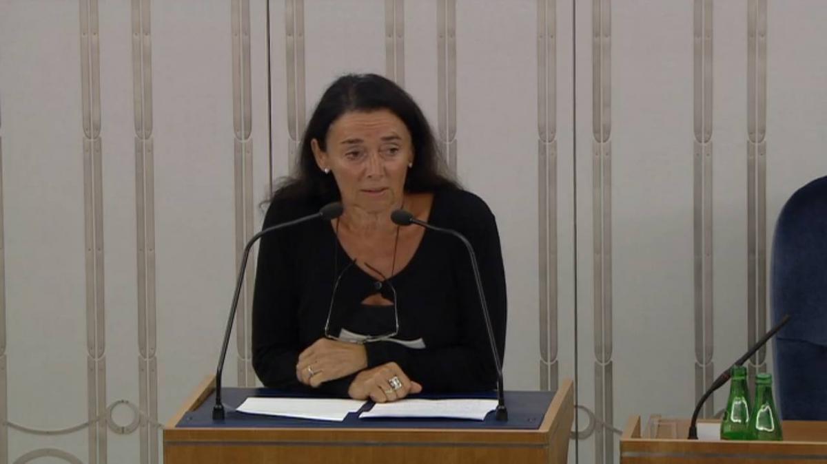 Chybicka: Odebrano szanse na dziecko ludziom, dla których in vitro to jedyna możliwość