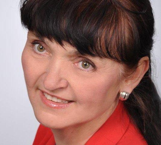 Ewa Janiuk: W Polsce kobiety w ciąży są „przediagnozowane”