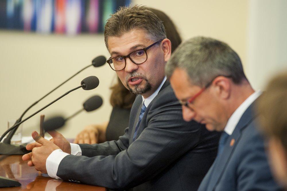 Prof. M. Banach: Dzięki większej liczbie leków poprawia się dostępność do terapii