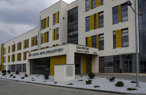 Łódzki szpital wstrzymał przyjęcia porodów. Dlaczego?