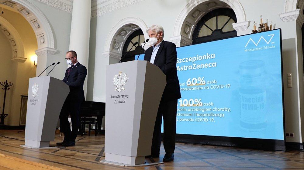 Co ze szczepieniami osób, które przeszły COVID-19?